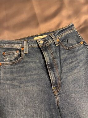 High-Rise Ribcage Bell Levi size 29